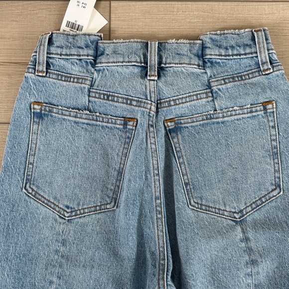 Abercrombie & Fitch 90’s relaxed high rise Jean size 25 NWT - Picture 5 of 5